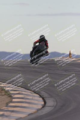 media/Sep-21-2025-Race Pace (Sun) [[98bf33ef95]]/Non Verified/1-Turns 9 and 10 (8am)/